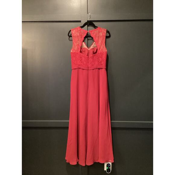 Azazie Britney Bridesmaid formal long lace halter gown Dress in Burgundy sz A8 - Picture 10 of 11